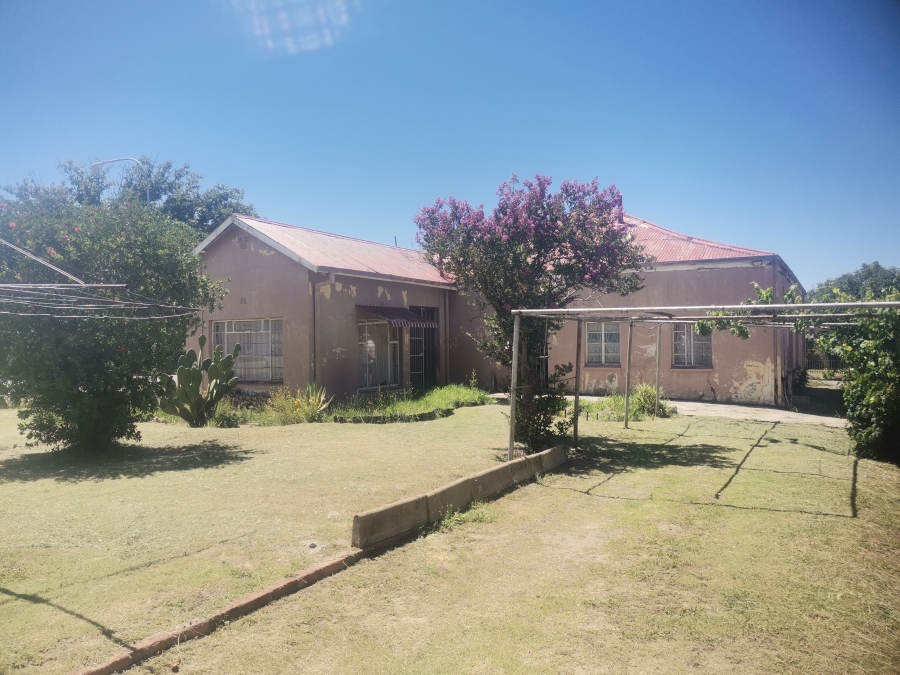 4 Bedroom Property for Sale in Senekal Free State